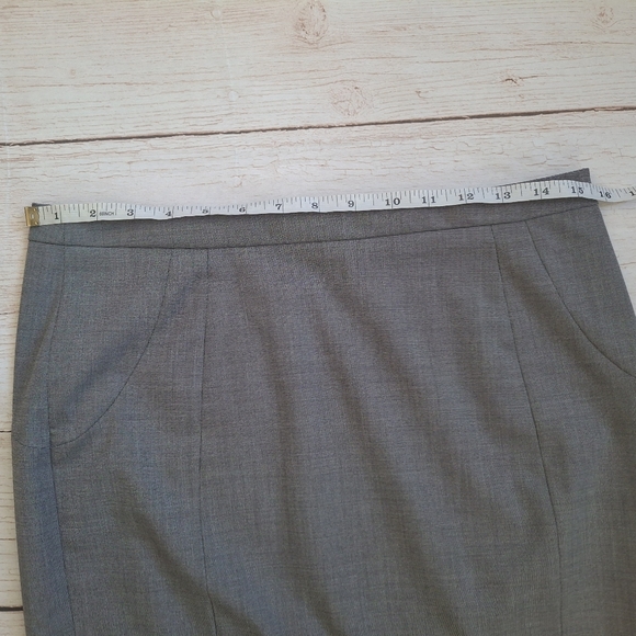 RW&CO Grey Pencil Skirt Size 6 Classic Office Wear - Picture 5 of 12